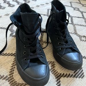 Black high top converse